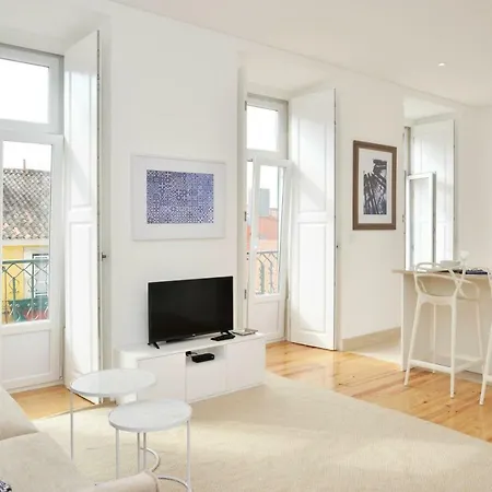 Deluxe Chiado - Checkinhome Apartman